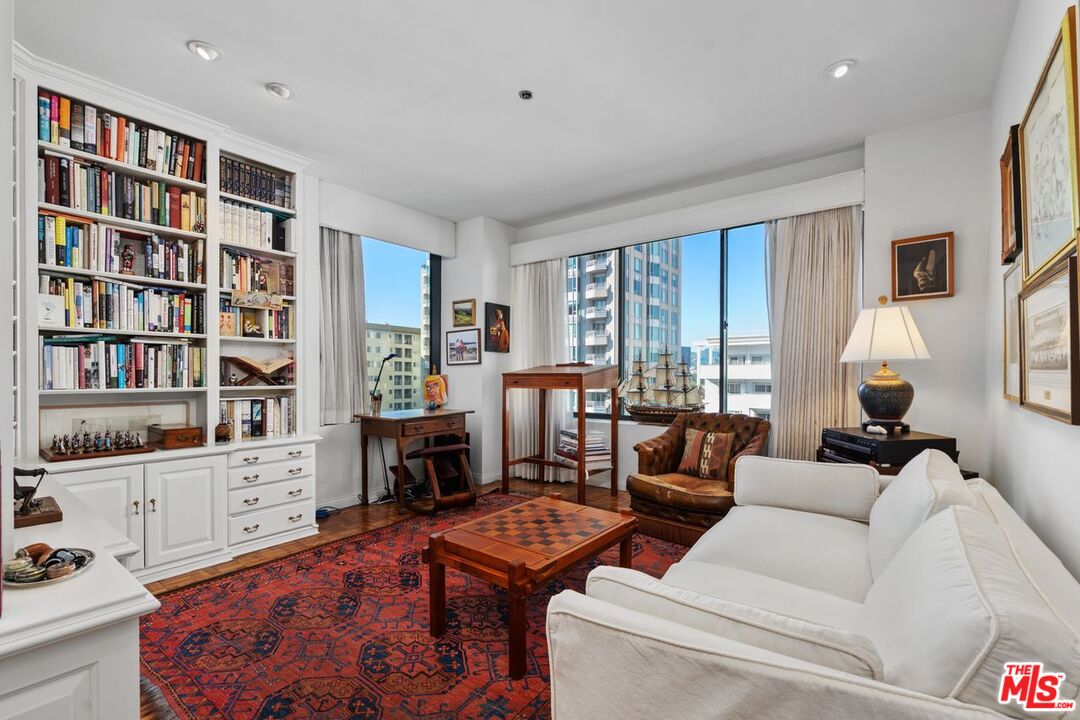 Los Angeles, California, 90024, United States, 2 Bedrooms Bedrooms, ,3 BathroomsBathrooms,Residential,For Sale,1993484