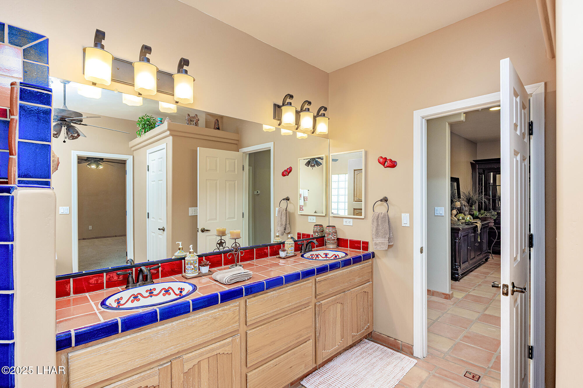 Lake Havasu City, Arizona, 86406, United States, 5 Bedrooms Bedrooms, ,3 BathroomsBathrooms,Residential,For Sale,1996890