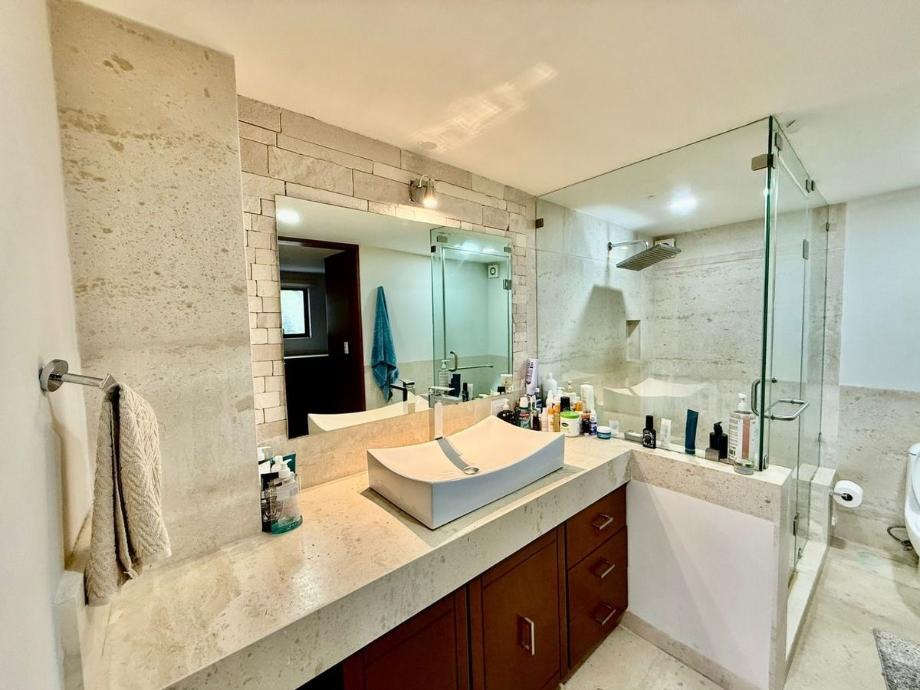 Atizapán de Zaragoza, Estado de méxico, 52937, Mexico, 3 Bedrooms Bedrooms, ,3 BathroomsBathrooms,Residential,For Sale,1917010