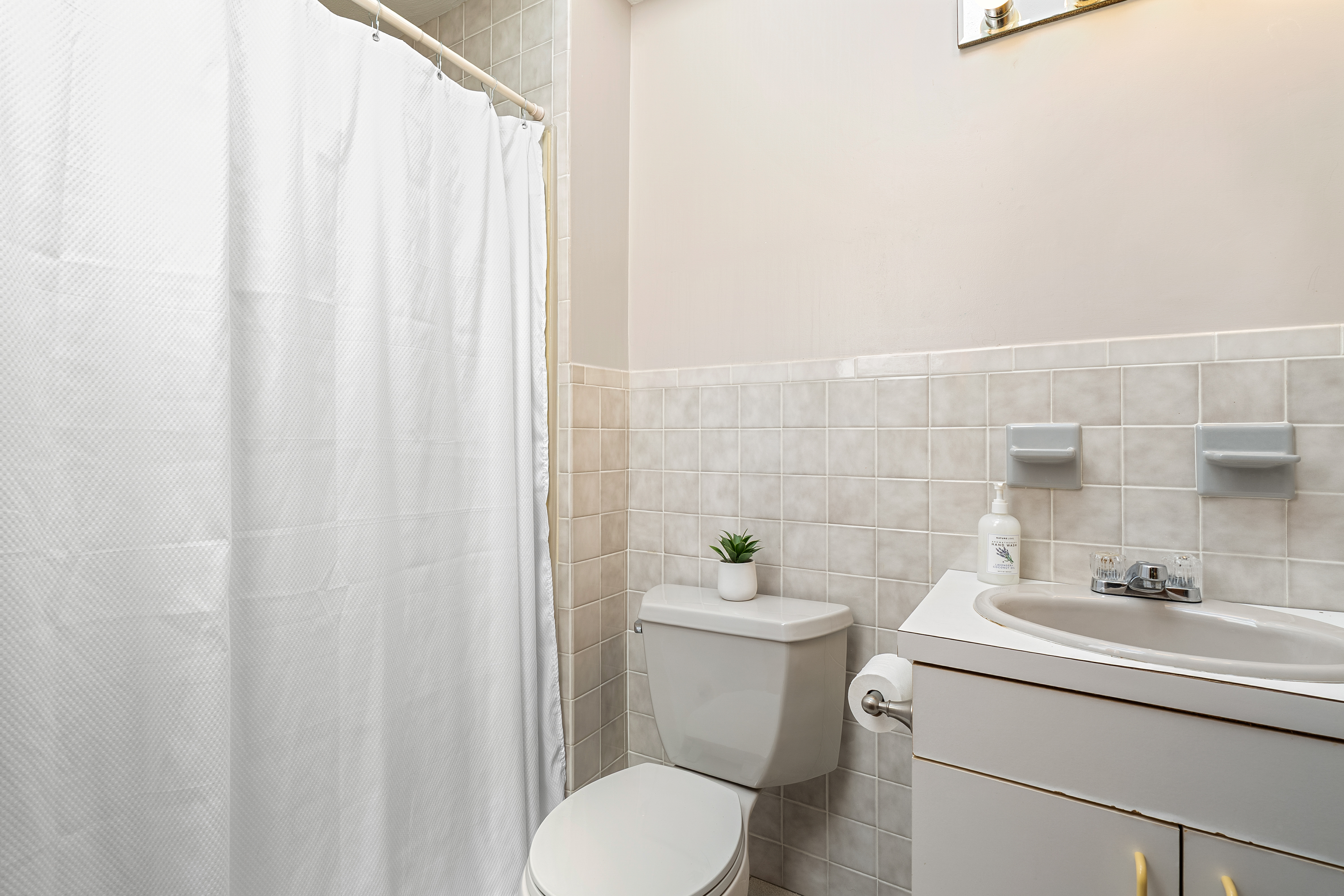  26 Lawrence Lane, Arlington, MA, 02474 - 物件實景