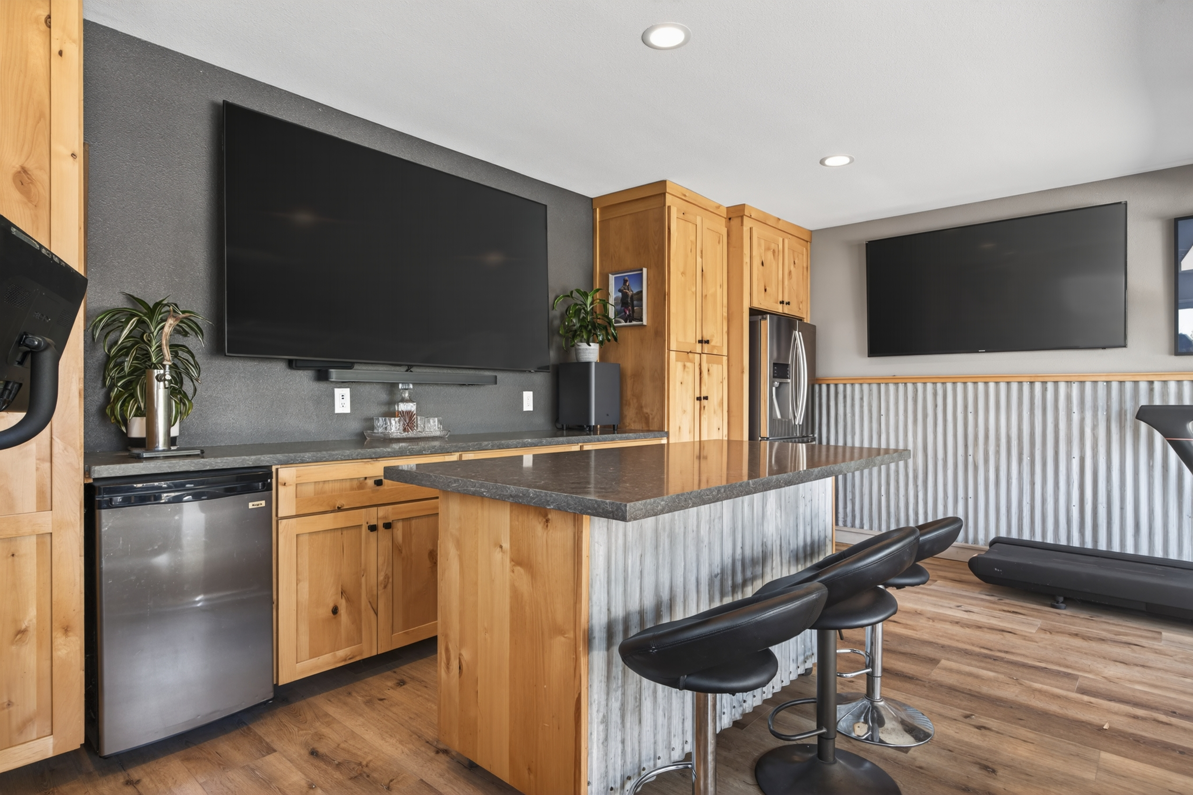  373 Dorothy Avenue, Ventura, CA 93003 - 物件實景