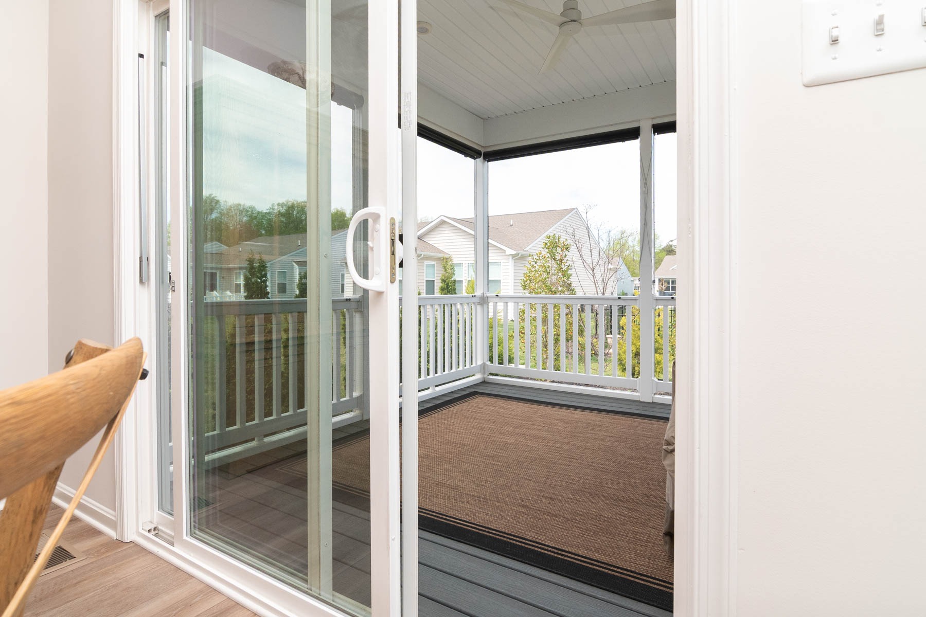  25087 Treeview Lane - 物件實景