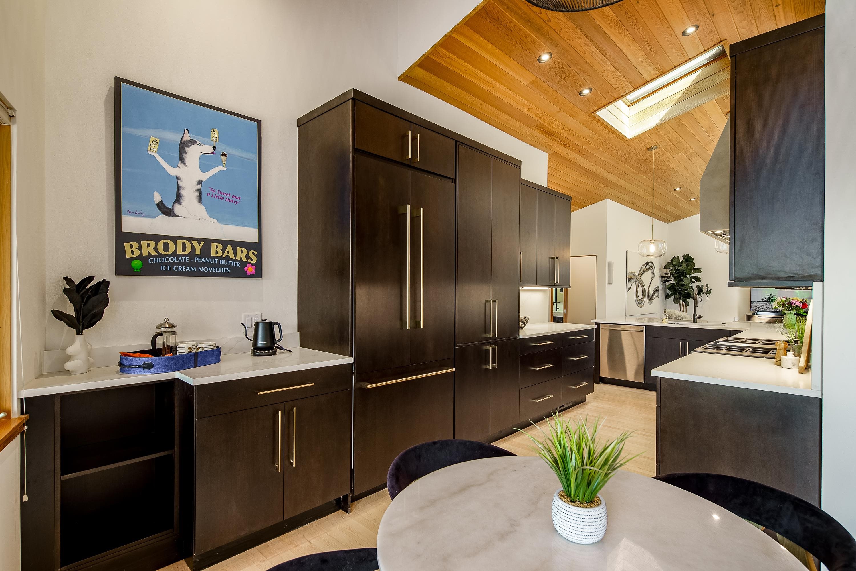 Spokane, Washington, 99223, United States, 4 Bedrooms Bedrooms, ,4 BathroomsBathrooms,Residential,For Sale,2002514