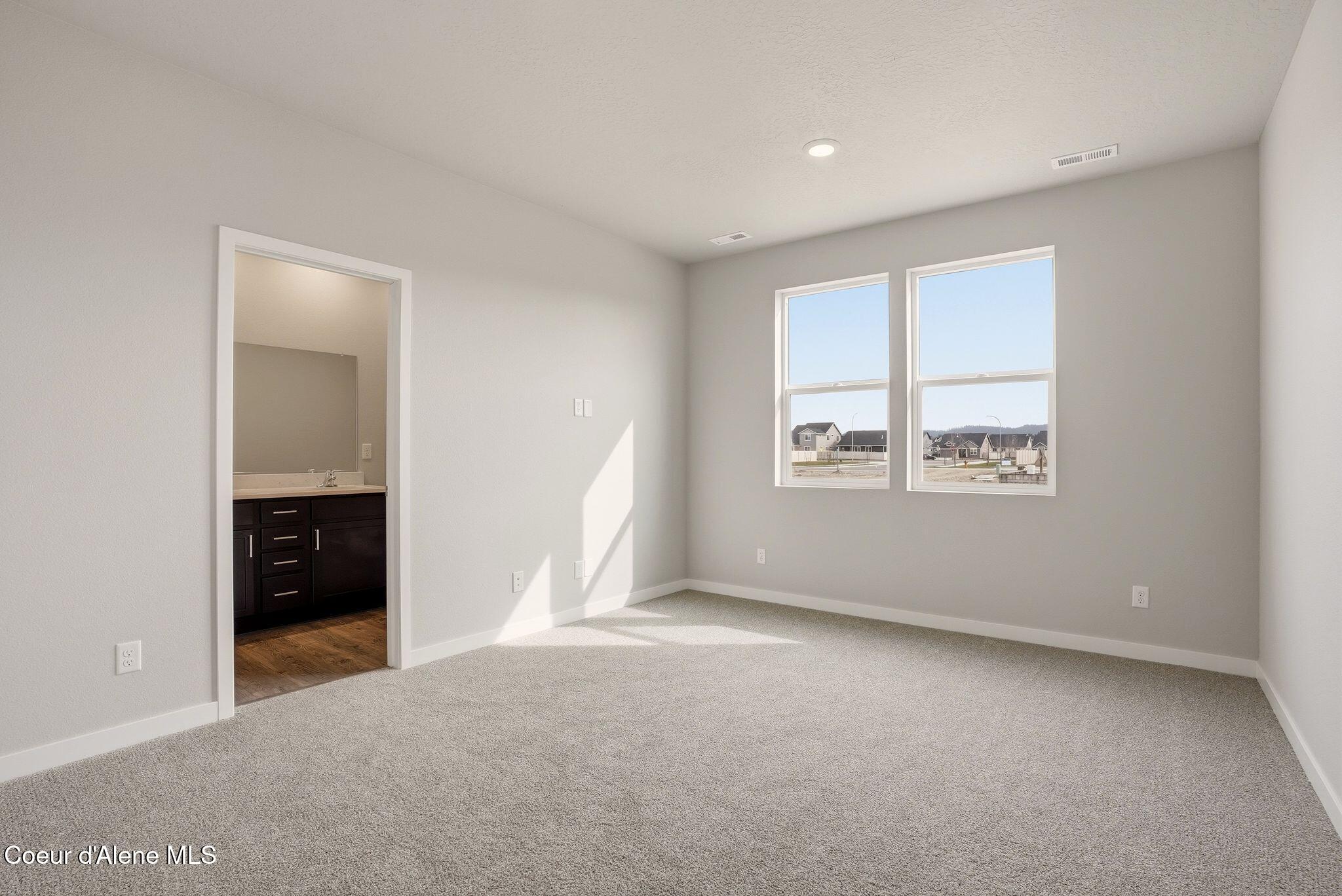 Post Falls, Idaho, 83854, United States, 3 Bedrooms Bedrooms, ,2 BathroomsBathrooms,Residential,For Sale,2030369