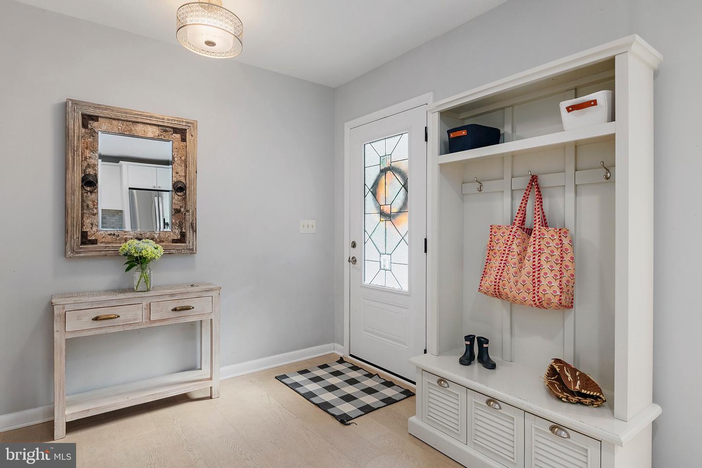 ANNAPOLIS, Maryland, 21401, United States, 4 Bedrooms Bedrooms, ,3 BathroomsBathrooms,Residential,For Sale,1988368