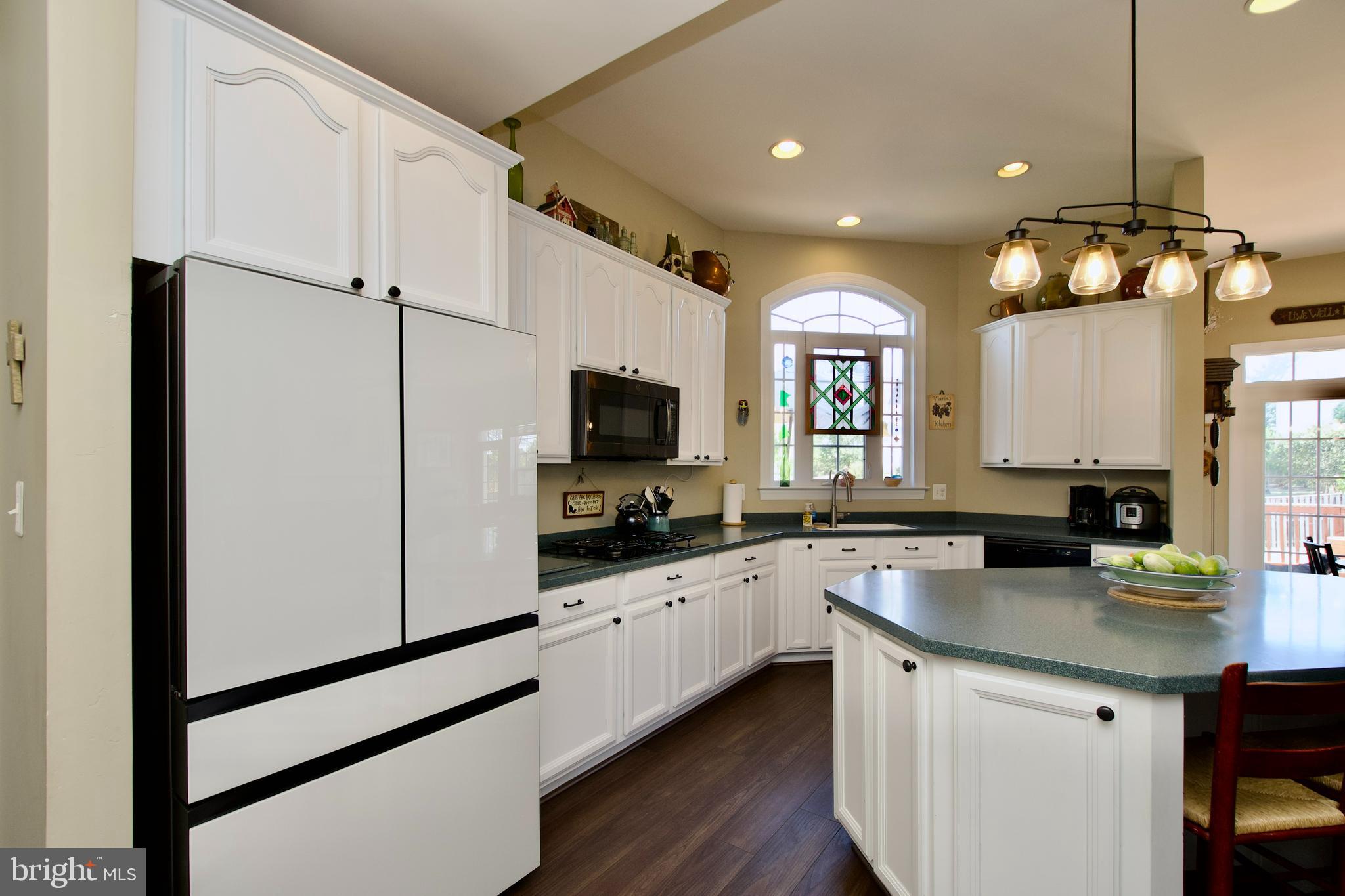 Aldie, Virginia, 20105, United States, 4 Bedrooms Bedrooms, ,5 BathroomsBathrooms,Residential,For Sale,1943897