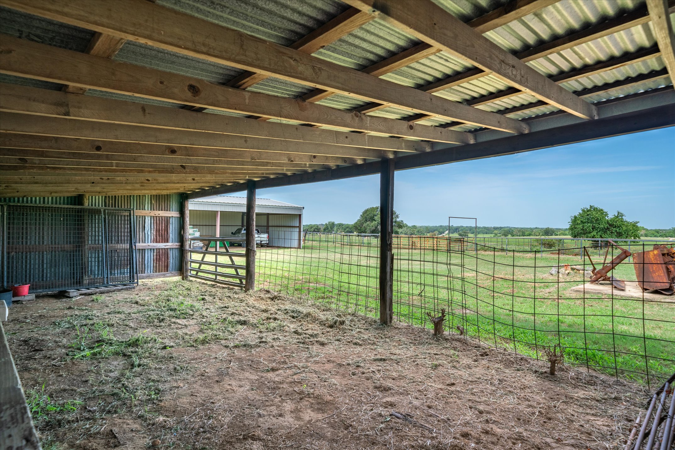 9208 FM 17, Grand Saline, Texas, 75140, United States, 5 Bedrooms Bedrooms, ,6 BathroomsBathrooms,Residential,For Sale,9208 FM 17,1317594