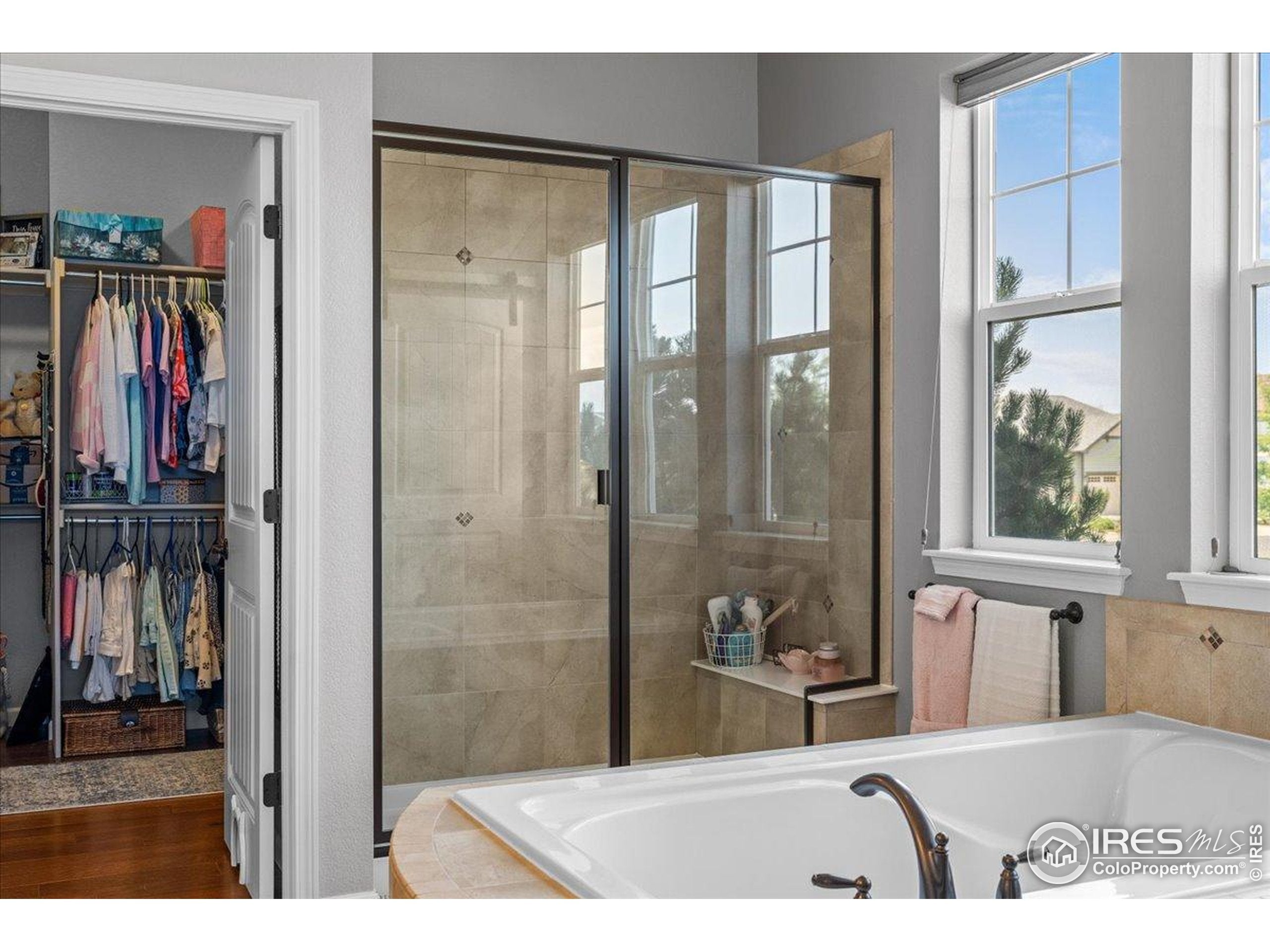 Windsor, Colorado, 80550, United States, 4 Bedrooms Bedrooms, ,5 BathroomsBathrooms,Residential,For Sale,1909910