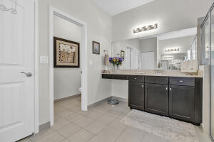 Lake Worth, Florida, 33463, United States, 3 Bedrooms Bedrooms, ,2 BathroomsBathrooms,Residential,For Sale,1974072