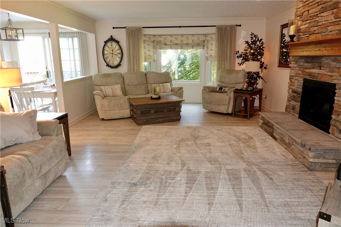 Solon, Ohio, 44139, United States, 4 Bedrooms Bedrooms, ,3 BathroomsBathrooms,Residential,For Sale,1981098