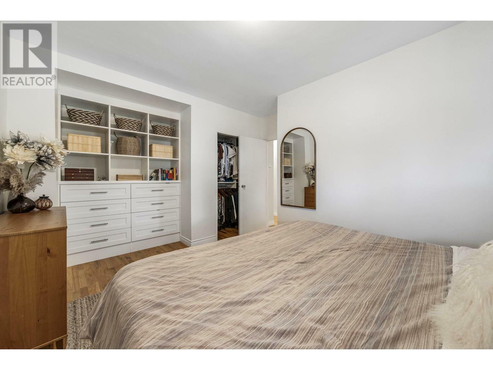 KELOWNA, British Columbia, V1Y 6A2, CA, 4 Bedrooms Bedrooms, ,3 BathroomsBathrooms,Residential,For Sale,1838696