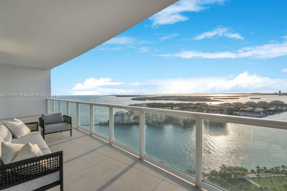 Miami Beach, Florida, 33139, United States, 2 Bedrooms Bedrooms, ,3 BathroomsBathrooms,Residential,For Sale,1877481