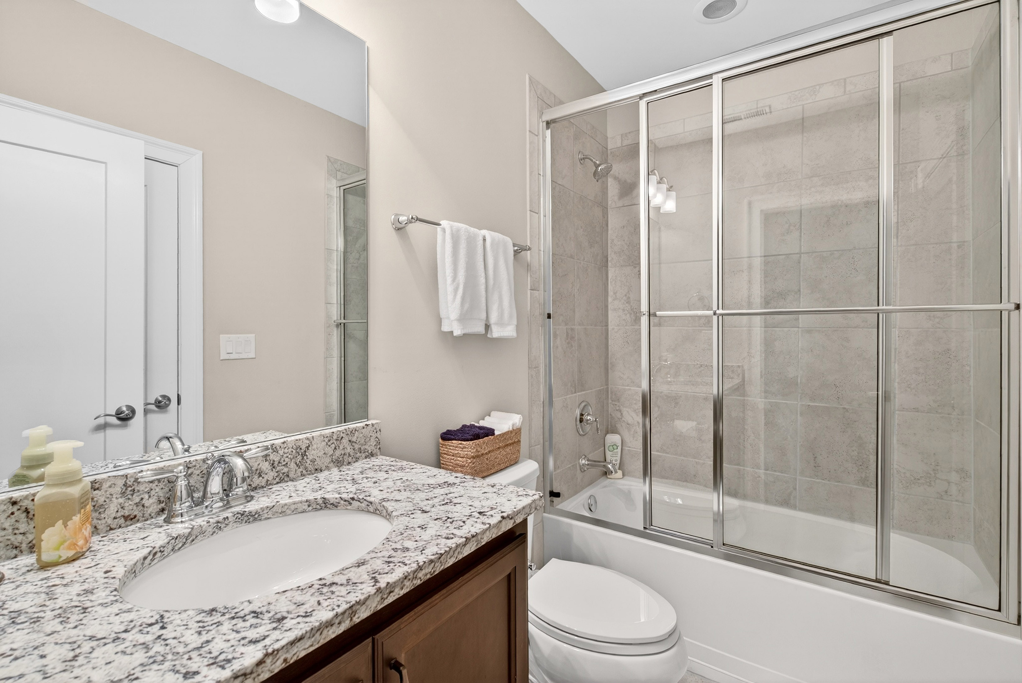  Effortless Elevated Living in the Heart of Sandy Springs - 物件實景