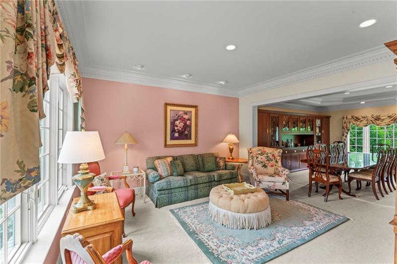 Venetia, Pennsylvania, 15367, United States, 4 Bedrooms Bedrooms, ,5 BathroomsBathrooms,Residential,For Sale,1872304