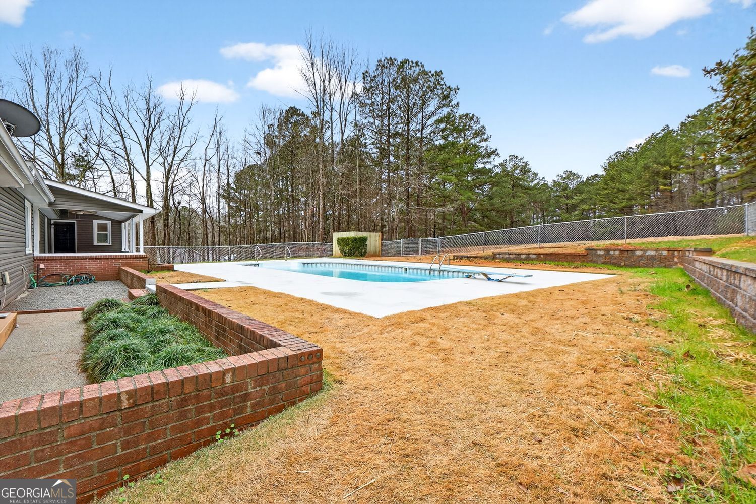 Fayetteville, Georgia, 30215, United States, 4 Bedrooms Bedrooms, ,2 BathroomsBathrooms,Residential,For Sale,2013140