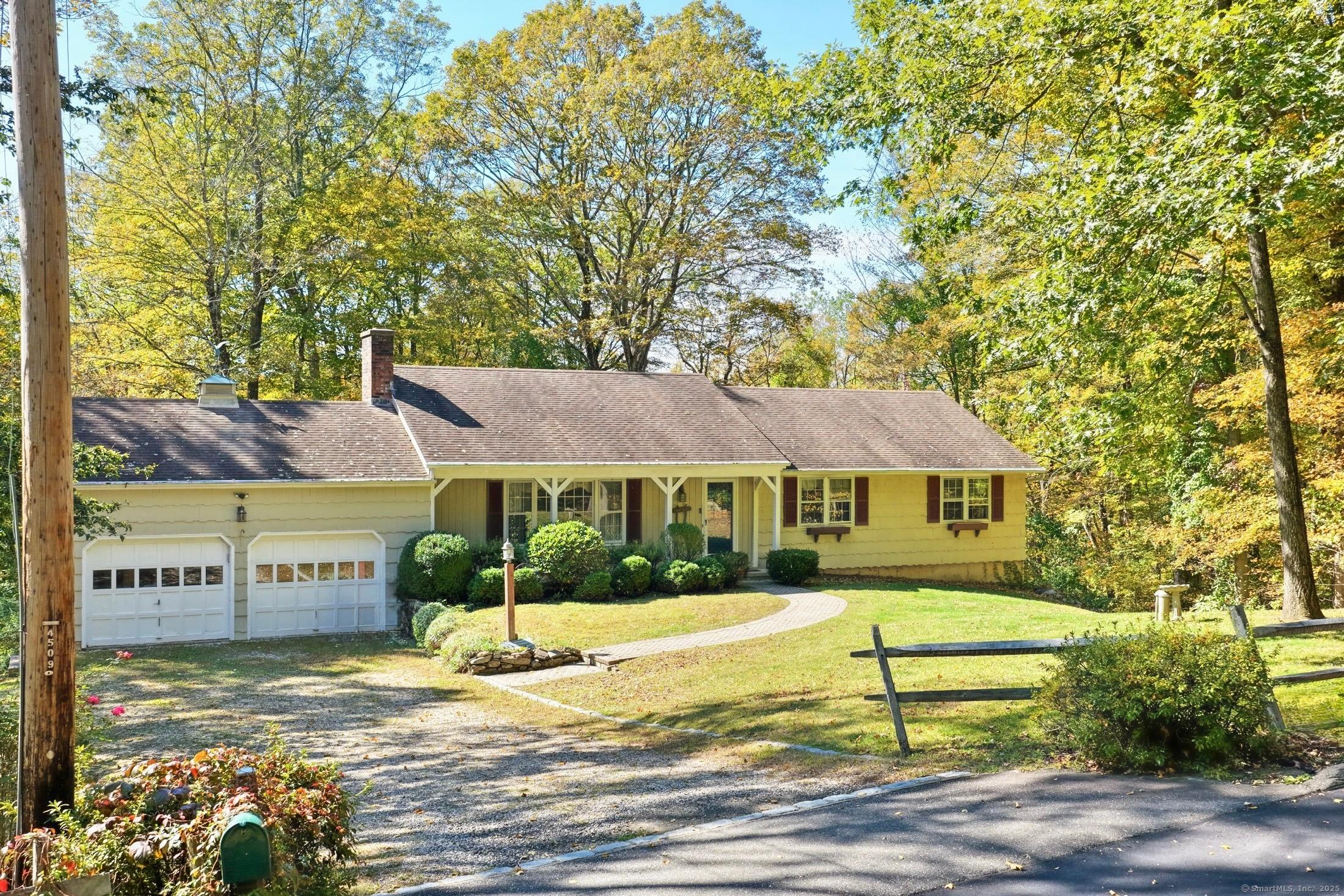 Redding, Connecticut, 06896, United States, 5 Bedrooms Bedrooms, ,3 BathroomsBathrooms,Residential,For Sale,1986152