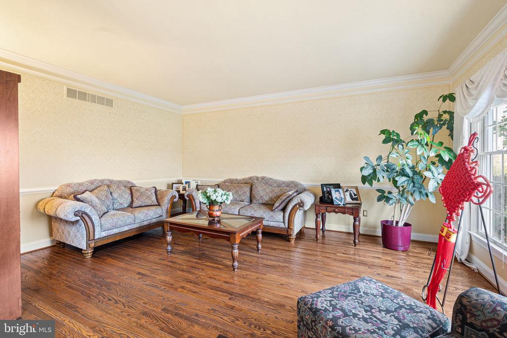 New Hope, Pennsylvania, 18938, United States, 4 Bedrooms Bedrooms, ,5 BathroomsBathrooms,Residential,For Sale,1987976