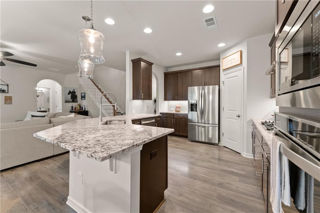 Cumming, Georgia, 30028, United States, 5 Bedrooms Bedrooms, ,4 BathroomsBathrooms,Residential,For Sale,1944997
