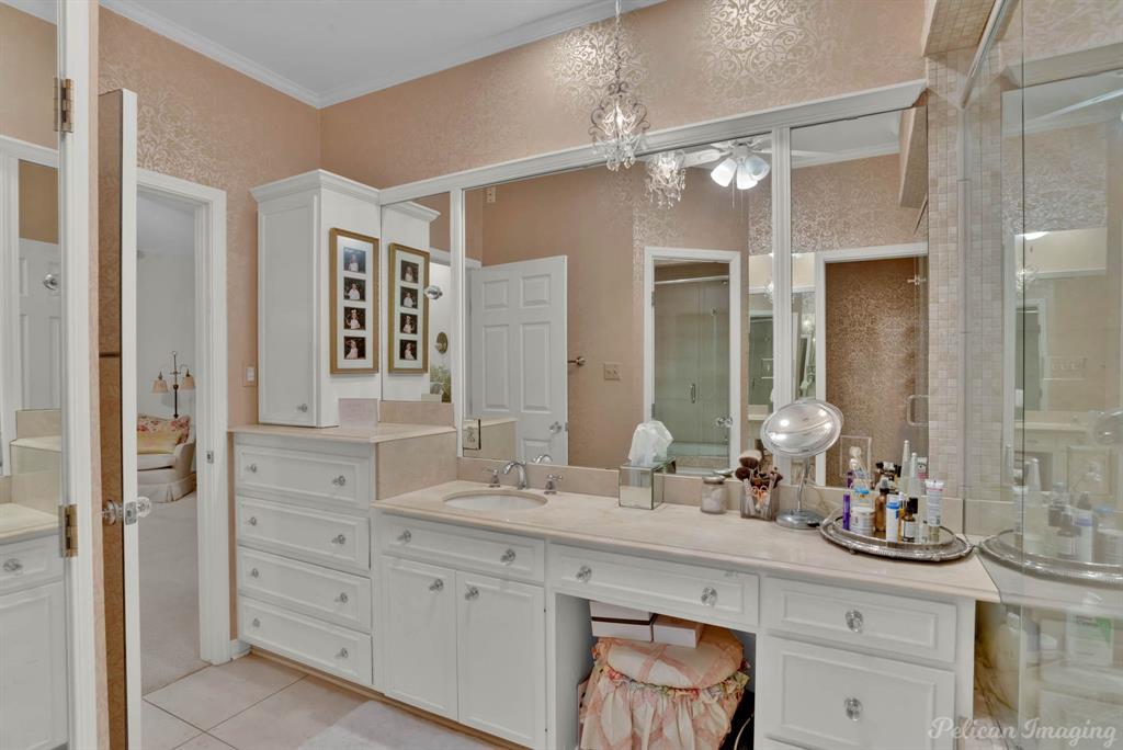 Shreveport, Louisiana, 71106, United States, 4 Bedrooms Bedrooms, ,4 BathroomsBathrooms,Residential,For Sale,1729515
