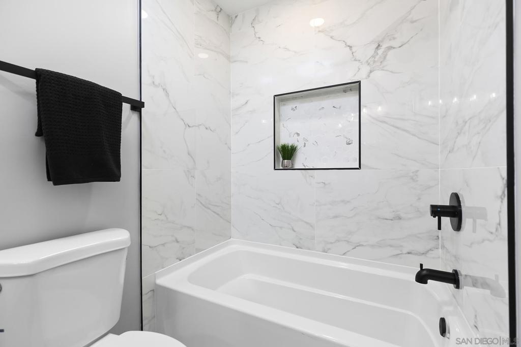 San Diego, California, 92111, United States, 3 Bedrooms Bedrooms, ,3 BathroomsBathrooms,Residential,For Sale,2010318