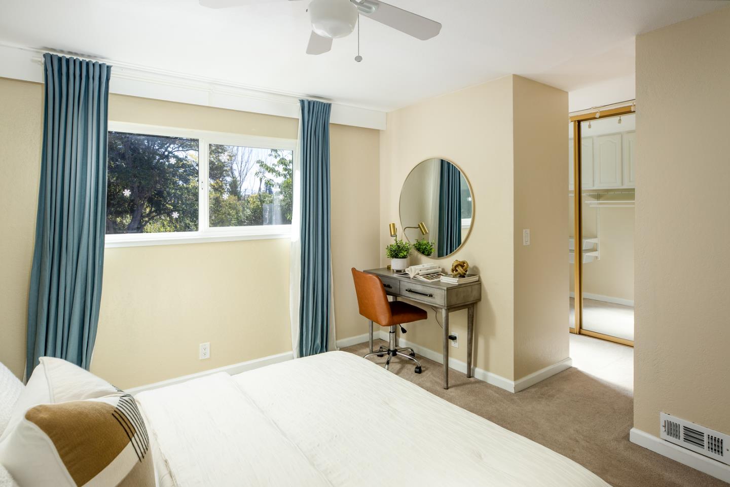 San Jose, California, 95126, United States, 3 Bedrooms Bedrooms, ,3 BathroomsBathrooms,Residential,For Sale,1960558