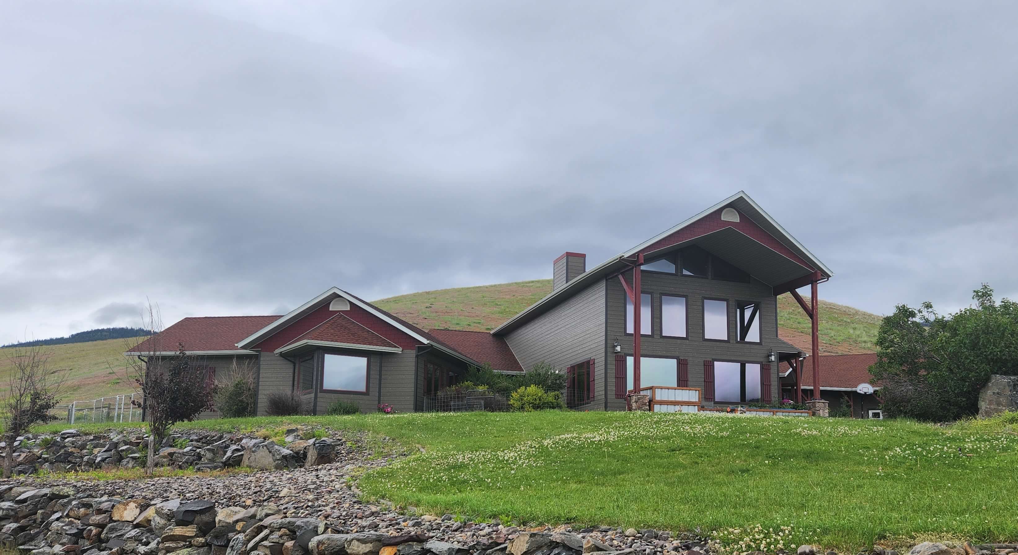 Plains, Montana, 59859, United States, 4 Bedrooms Bedrooms, ,6 BathroomsBathrooms,Residential,For Sale,1894309
