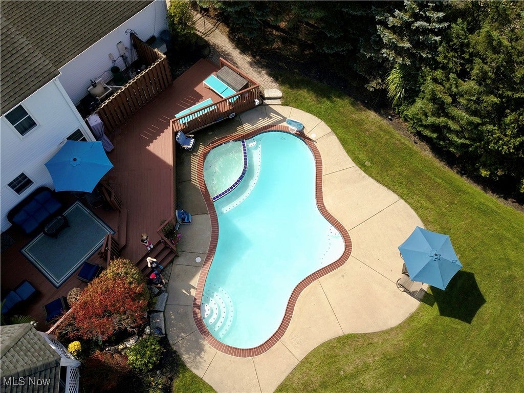 Solon, Ohio, 44139, United States, 4 Bedrooms Bedrooms, ,3 BathroomsBathrooms,Residential,For Sale,1981098