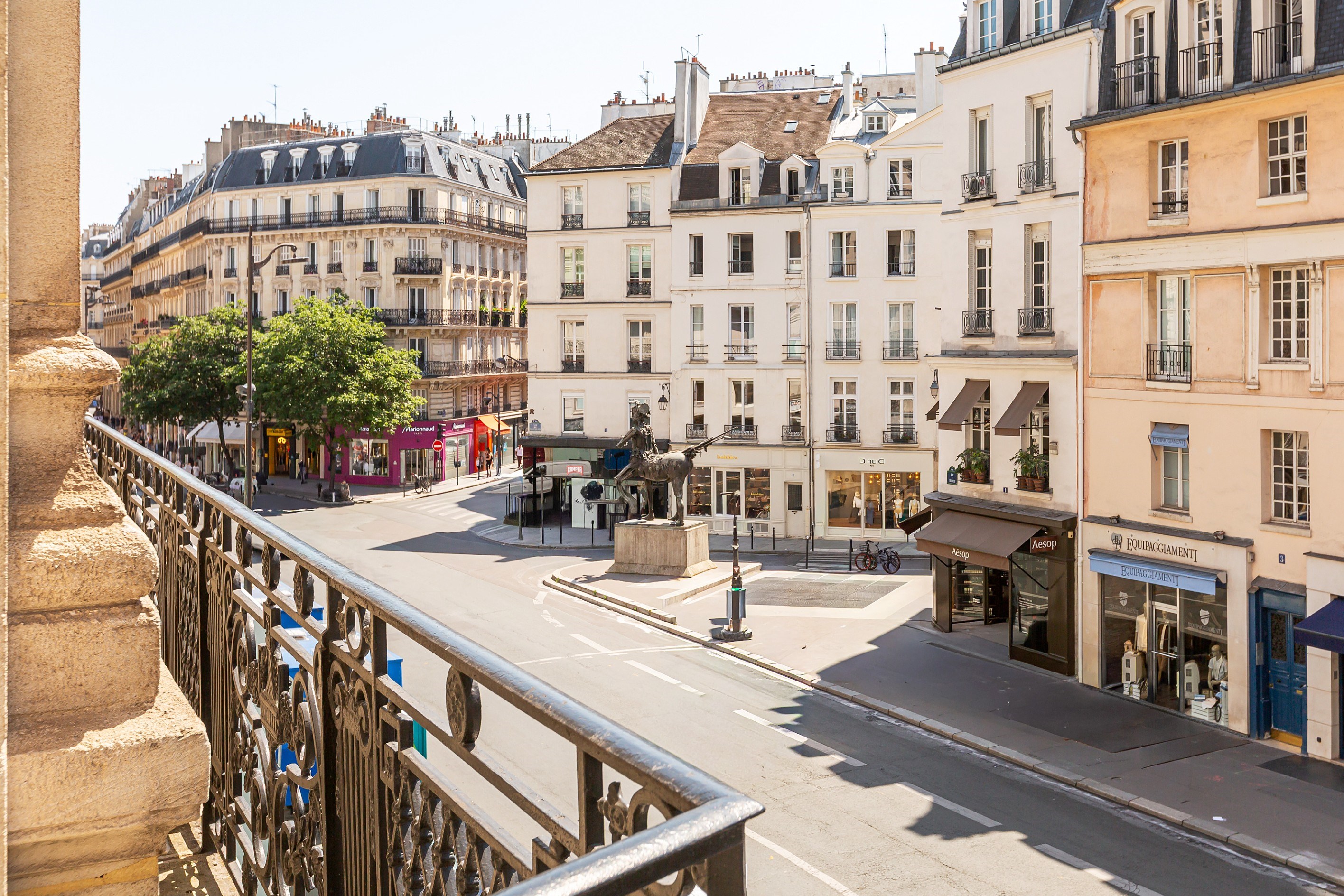  A VENDRE - Apartment - 3 bedrooms - St Sulpice - Le Bon Marché - 75006 PARIS - 物件實景
