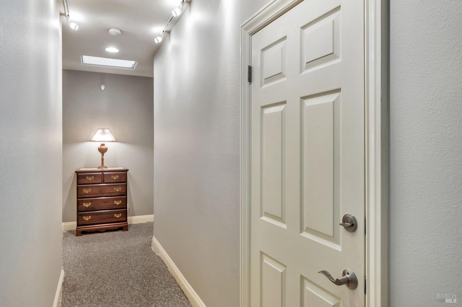 Sebastopol, California, 95472, United States, 4 Bedrooms Bedrooms, ,3 BathroomsBathrooms,Residential,For Sale,1989317