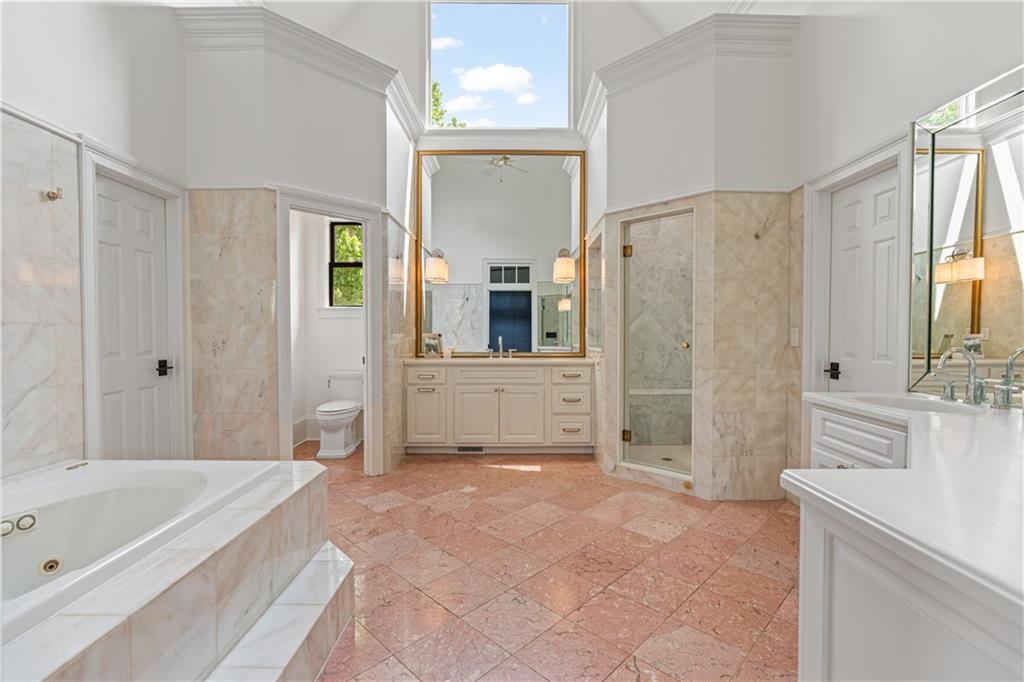 Suwanee, Georgia, 30024, United States, 5 Bedrooms Bedrooms, ,6 BathroomsBathrooms,Residential,For Sale,1822969