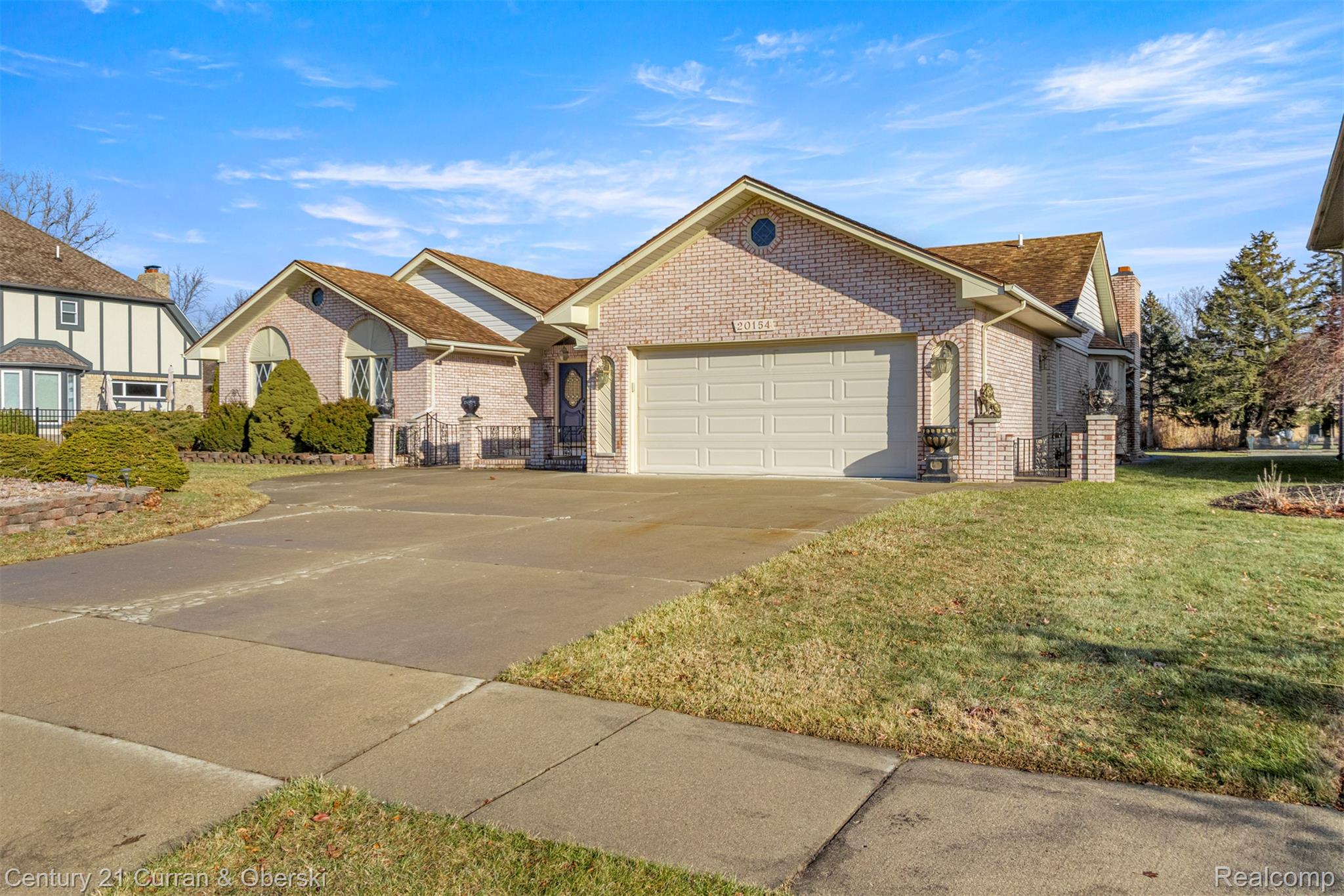 Livonia, Michigan, 48152, United States, 3 Bedrooms Bedrooms, ,3 BathroomsBathrooms,Residential,For Sale,2011700