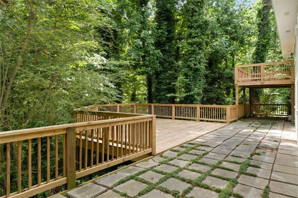 Sandy Springs, Georgia, 30342, United States, 4 Bedrooms Bedrooms, ,3 BathroomsBathrooms,Residential,For Sale,1912192