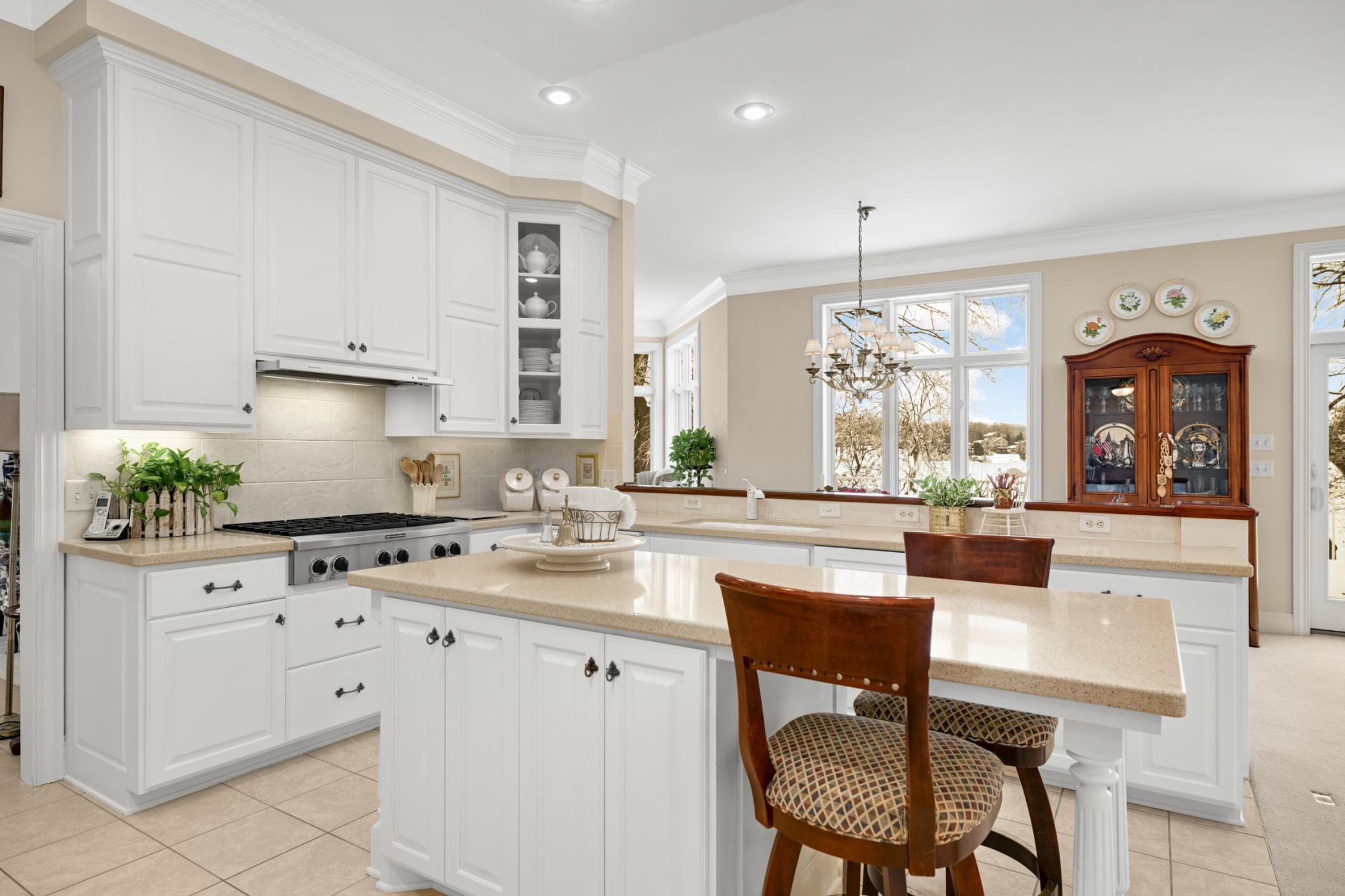 Prior Lake, Minnesota, 55372, United States, 4 Bedrooms Bedrooms, ,3 BathroomsBathrooms,Residential,For Sale,2003014