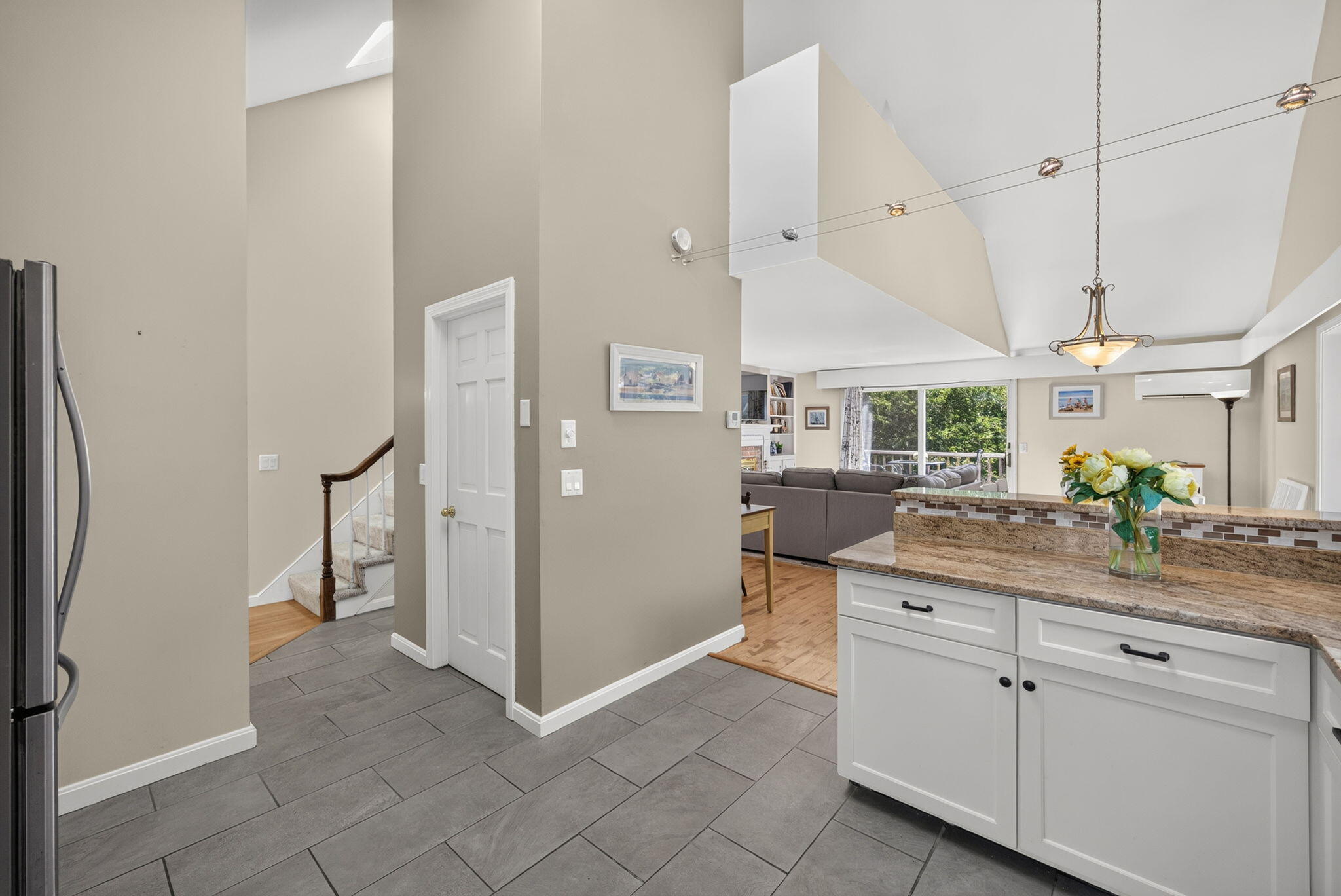  114 Tupper Road UNIT 2A - 物件實景