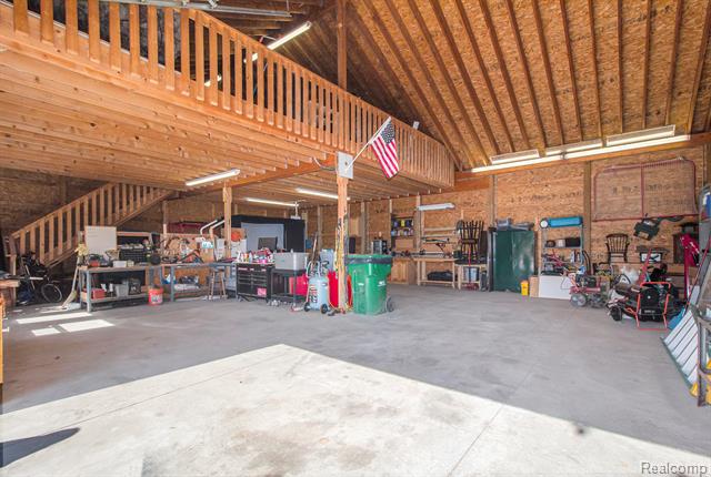 Oceola Twp, Michigan, 48843, United States, 3 Bedrooms Bedrooms, ,4 BathroomsBathrooms,Residential,For Sale,1980235