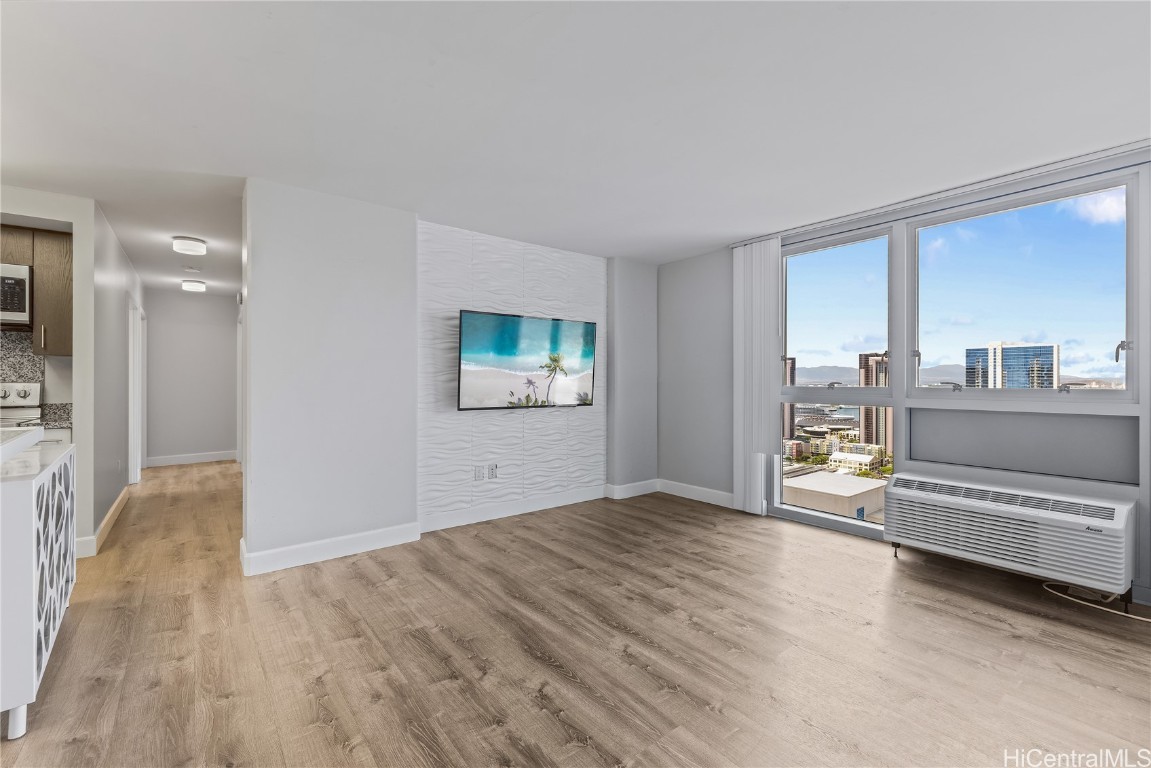 988 Halekauwila Street Unit 3304, Honolulu, Hawaii, 96814, United States, 3 Bedrooms Bedrooms, ,2 BathroomsBathrooms,Residential,For Sale,988 Halekauwila Street Unit 3304,1634686