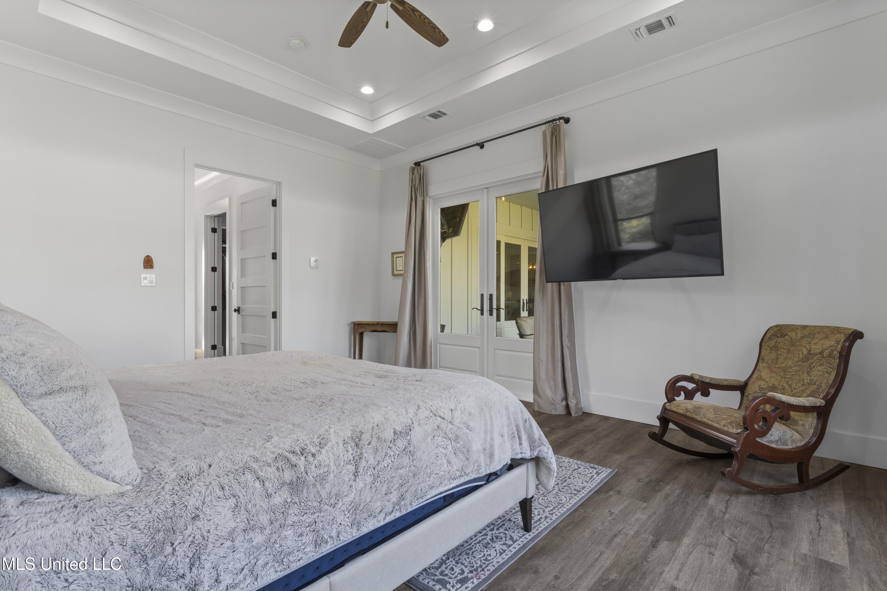 Biloxi, Mississippi, 39531, United States, 4 Bedrooms Bedrooms, ,4 BathroomsBathrooms,Residential,For Sale,1978703