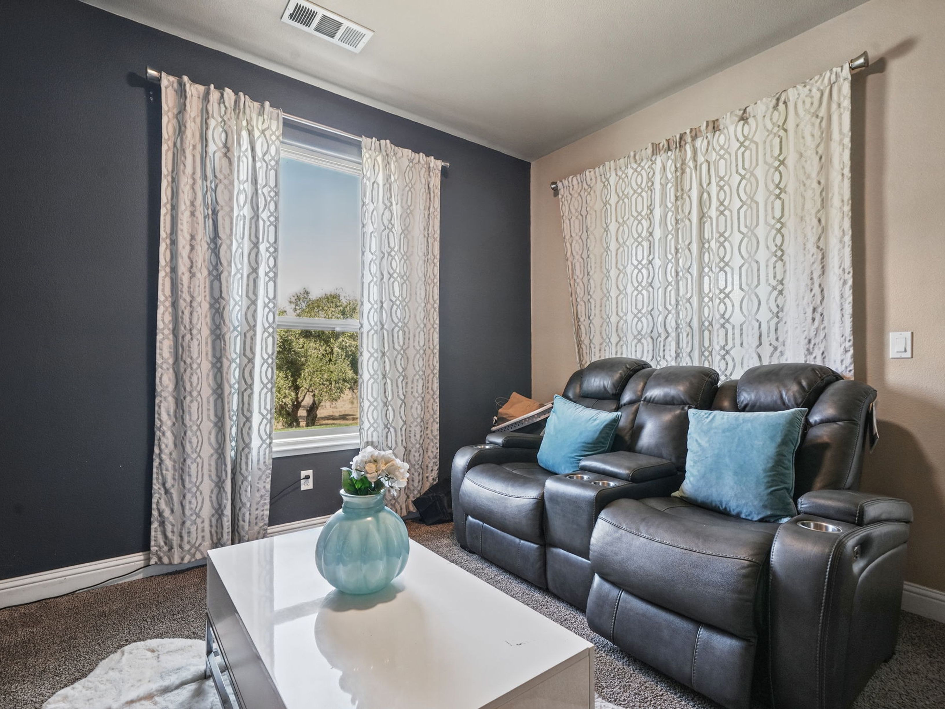  5250 West Lake Road, Valley Springs, CA 95252 - 物件實景