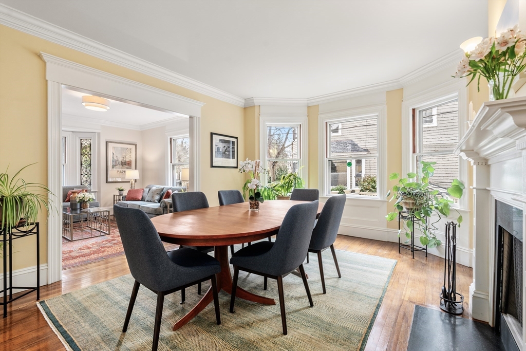 Cambridge, Massachusetts, 02138, United States, 6 Bedrooms Bedrooms, ,5 BathroomsBathrooms,Residential,For Sale,1766513
