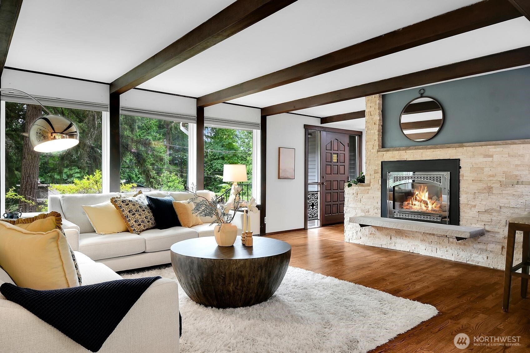 Lake Forest Park, Washington, 98155, United States, 4 Bedrooms Bedrooms, ,1 BathroomBathrooms,Residential,For Sale,1896629
