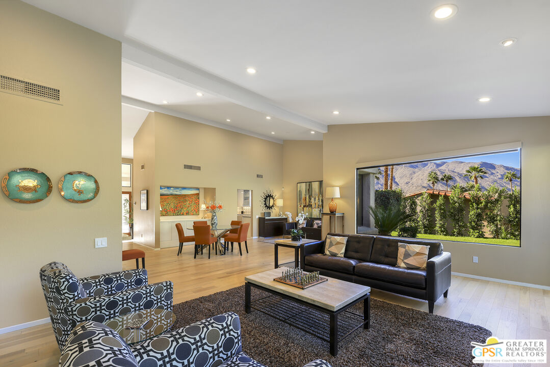 Palm Springs, California, 92264, United States, 2 Bedrooms Bedrooms, ,2 BathroomsBathrooms,Residential,For Sale,1989572