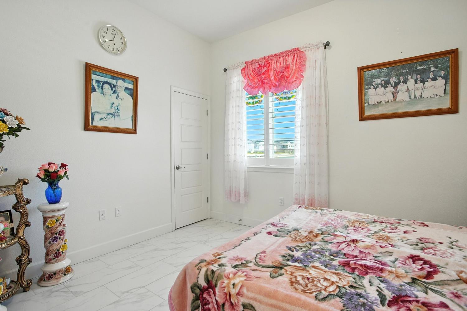 Sacramento, California, 95835, United States, 3 Bedrooms Bedrooms, ,2 BathroomsBathrooms,Residential,For Sale,1972614