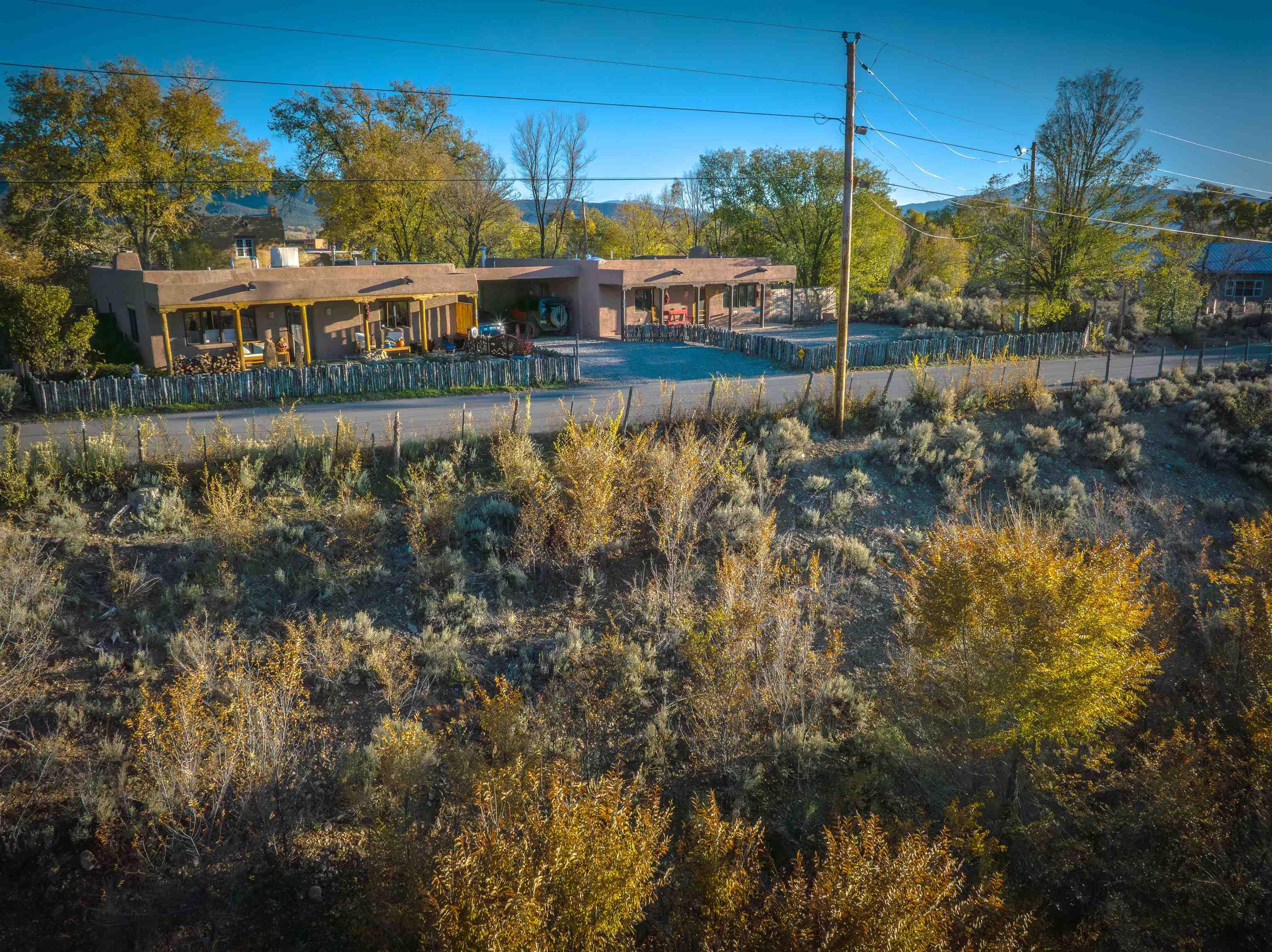 Taos, New Mexico, 87571, United States, 2 Bedrooms Bedrooms, ,2 BathroomsBathrooms,Residential,For Sale,1991479