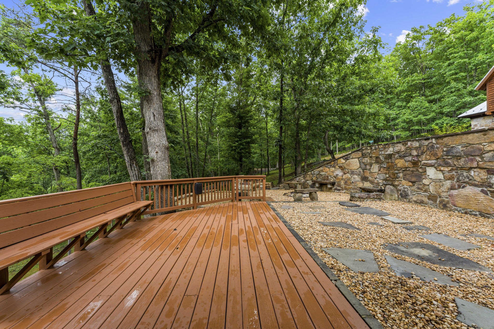  310 Red Gate Retreat Way, Berkeley Springs, WV 25411 - 物件實景