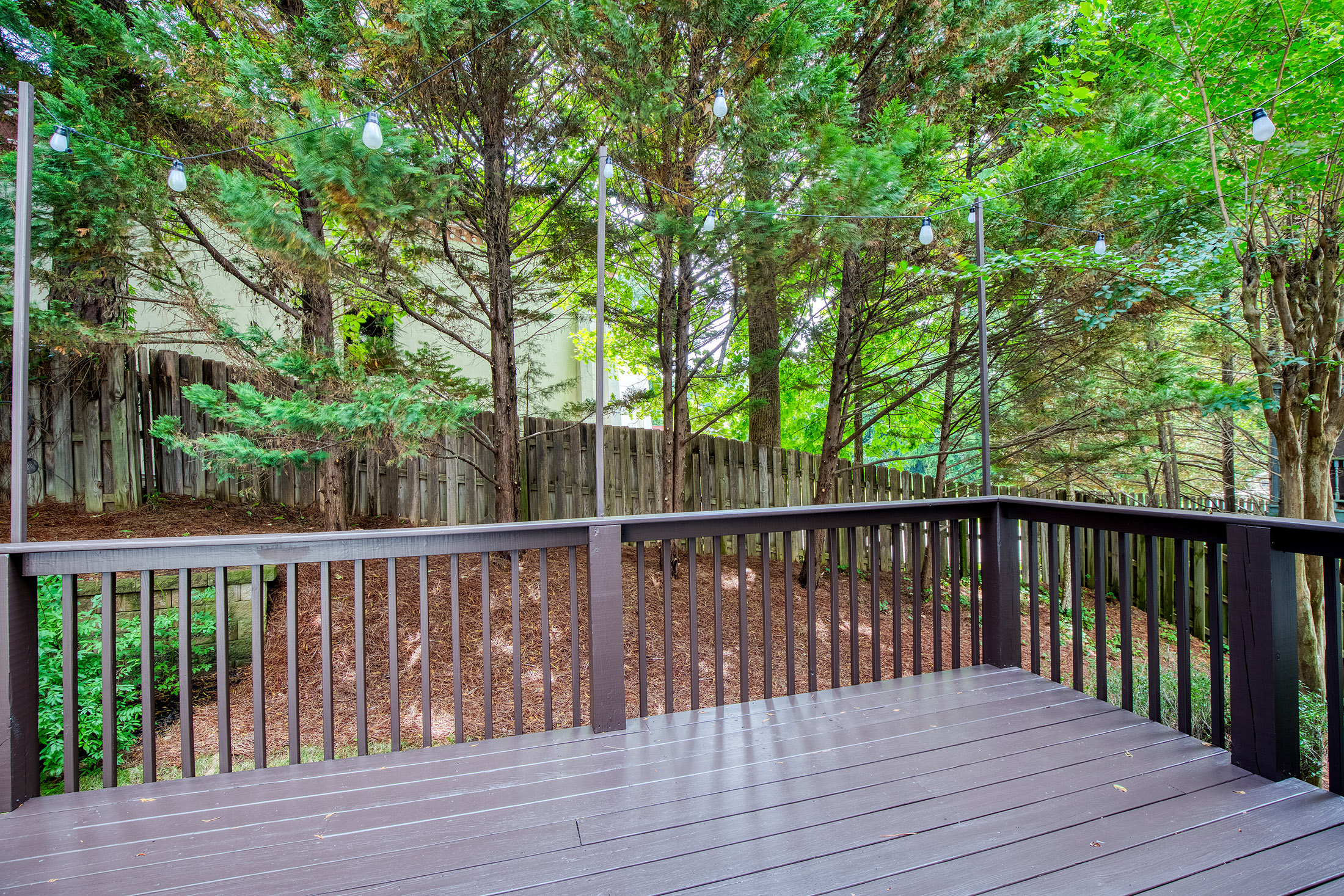  Recently Updated Four Bedroom Home in Gated Brookhaven Community - 物件實景