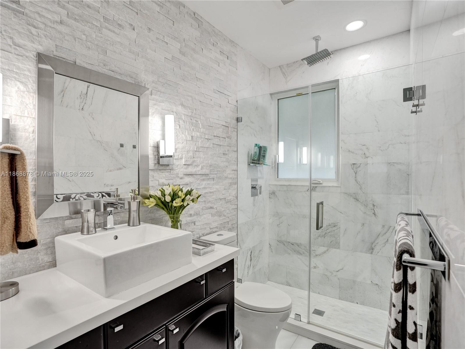 Weston, Florida, 33331, United States, 5 Bedrooms Bedrooms, ,8 BathroomsBathrooms,Residential,For Sale,1949778