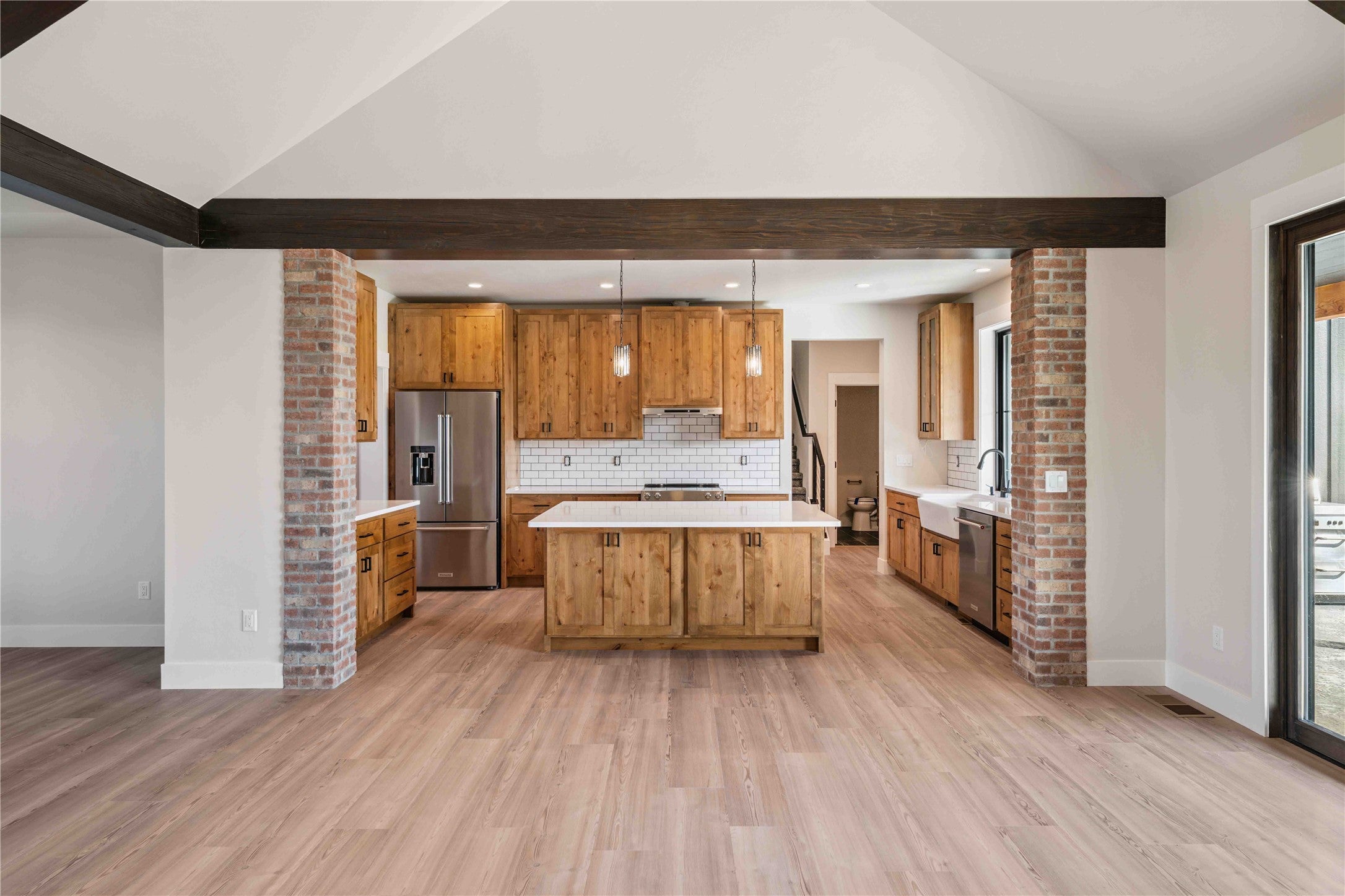 Kalispell, Montana, 59901, United States, 4 Bedrooms Bedrooms, ,4 BathroomsBathrooms,Residential,For Sale,1907313