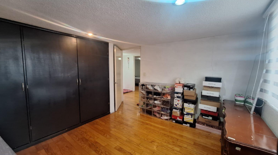 Álvaro Obregón, Ciudad de México, 01620, Mexico, 3 Bedrooms Bedrooms, ,2 BathroomsBathrooms,Residential,For Sale,1847809