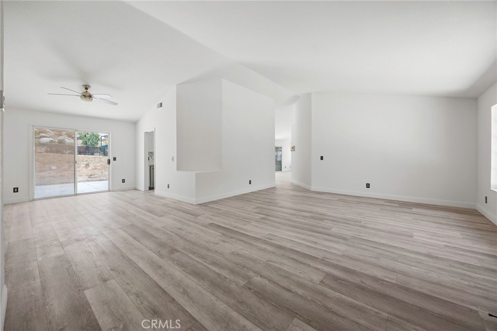 Hemet, California, 92545, United States, 4 Bedrooms Bedrooms, ,3 BathroomsBathrooms,Residential,For Sale,2037919