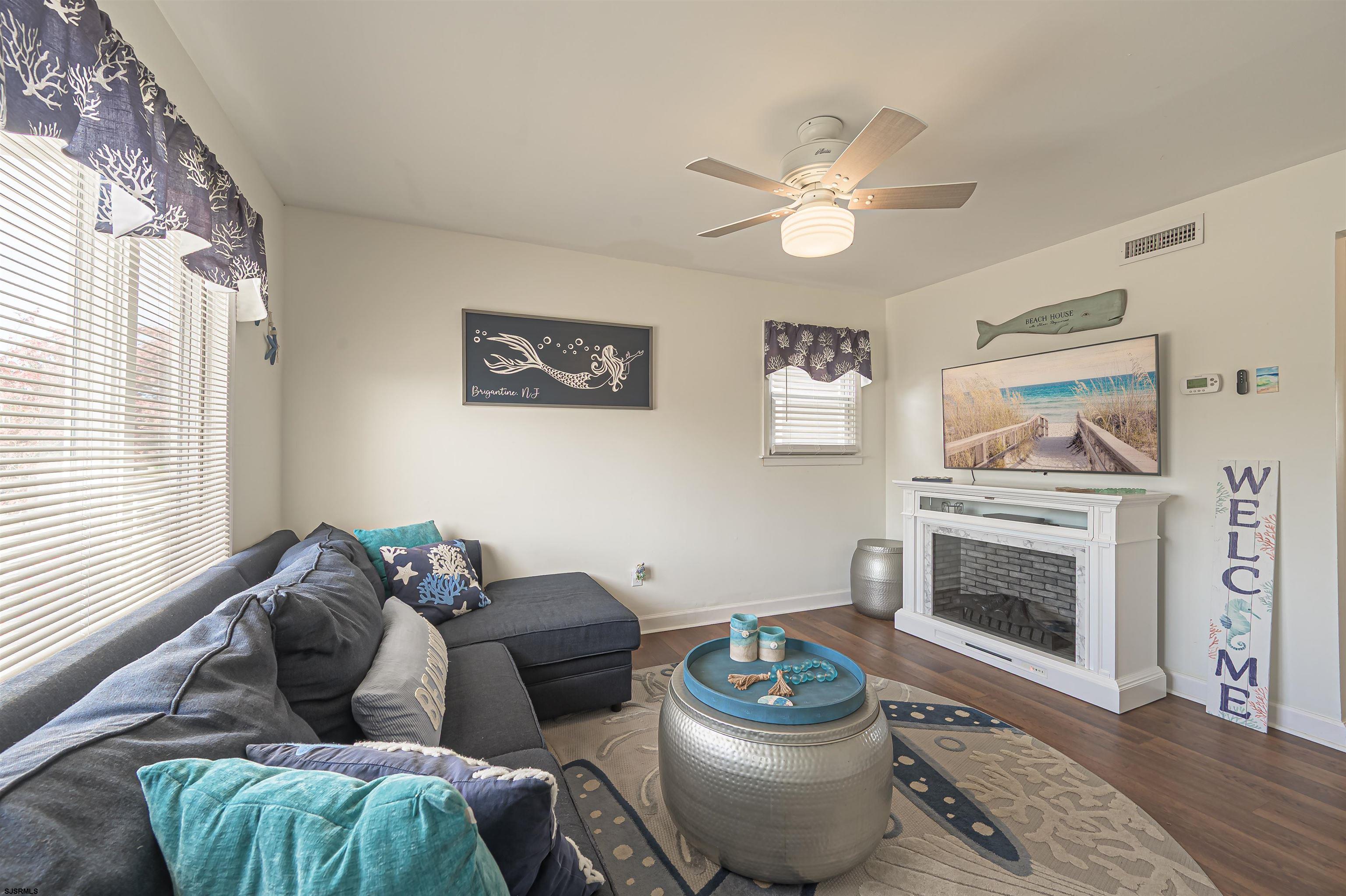 Brigantine, New Jersey, 08203, United States, 2 Bedrooms Bedrooms, ,2 BathroomsBathrooms,Residential,For Sale,1986060